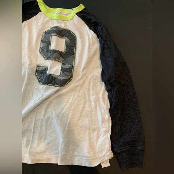 Osh Kosh #9 Long Sleeve Shirt Size 8 Boys - Picture 3 of 4